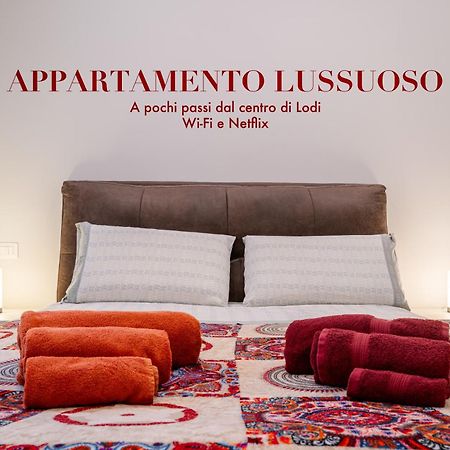 Appartamento Lussuoso Lodi Esterno foto